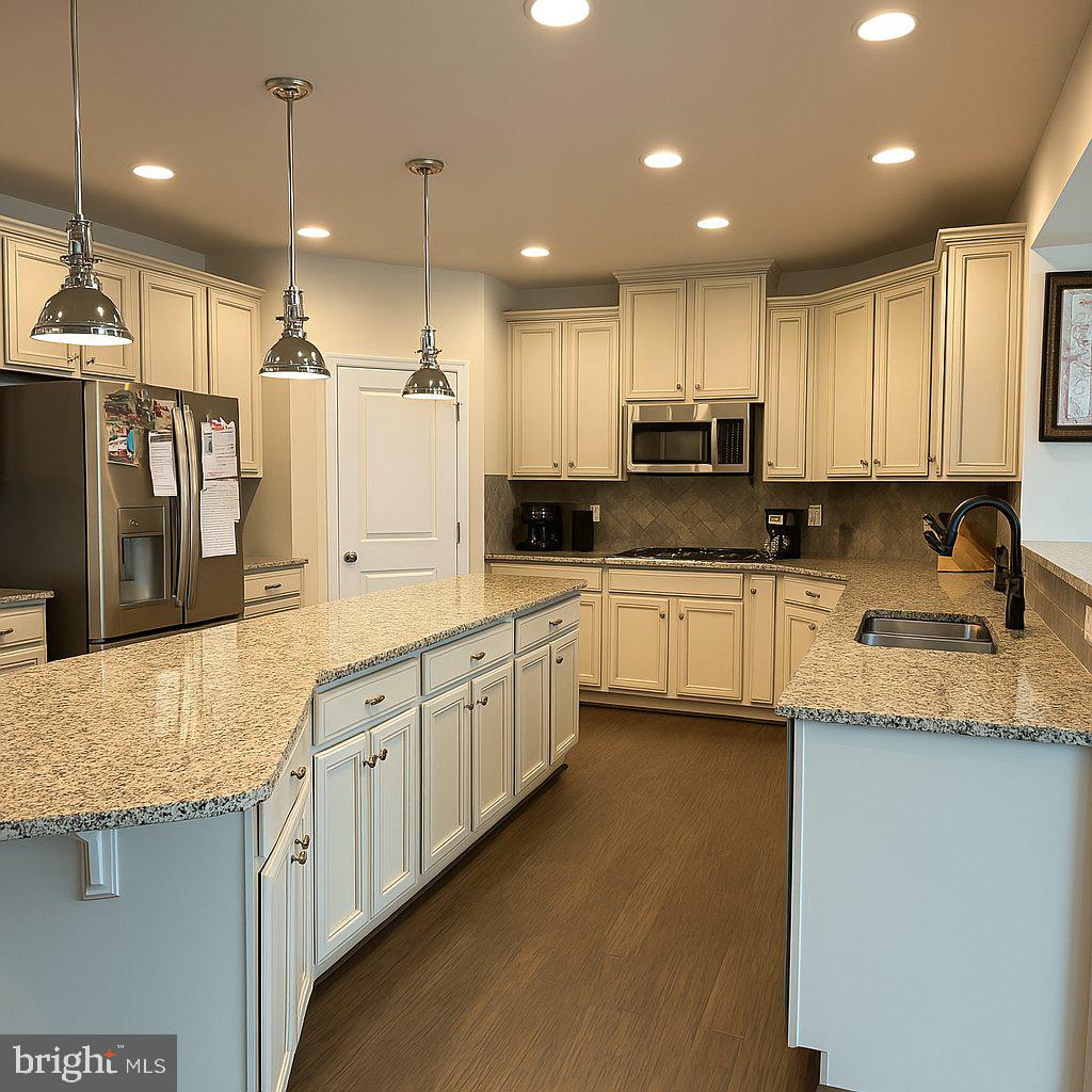 9933 BOX OAK CT, FREDERICKSBURG, Virginia 22407, 7 Bedrooms Bedrooms, ,5 BathroomsBathrooms,Residential,9933 BOX OAK CT,VASP2042694 MLS # VASP2042694