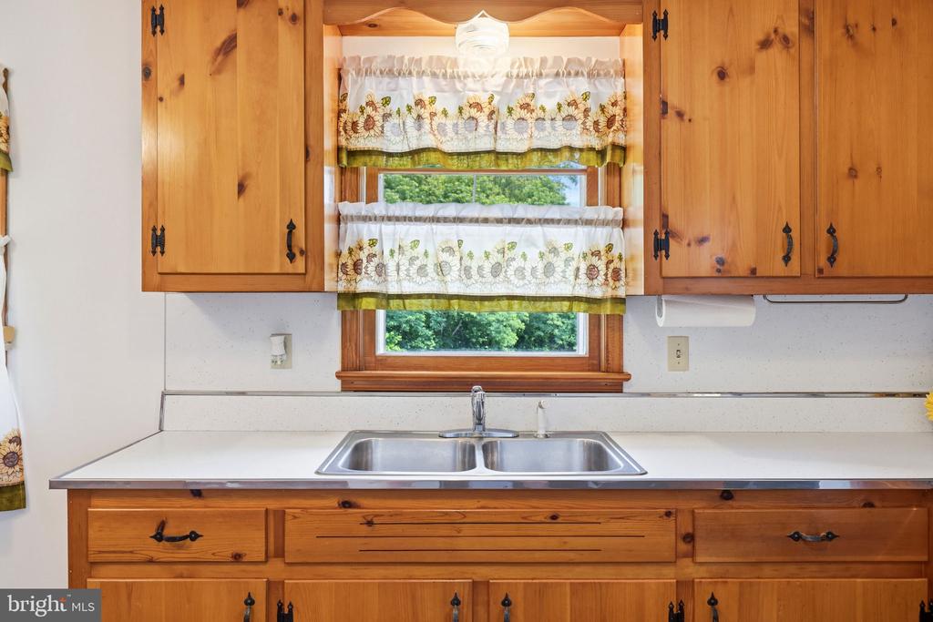 9467 EVERONA RD, UNIONVILLE, Virginia 22567, 3 Bedrooms Bedrooms, ,1 BathroomBathrooms,Residential,9467 EVERONA RD,VAOR2014358 MLS # VAOR2014358 9467 EVERONA RD, UNIONVILLE, Virginia 22567, 3 Bedrooms Bedrooms, ,1 BathroomBathrooms,Residential,9467 EVERONA RD,VAOR2014358 MLS # VAOR2014358