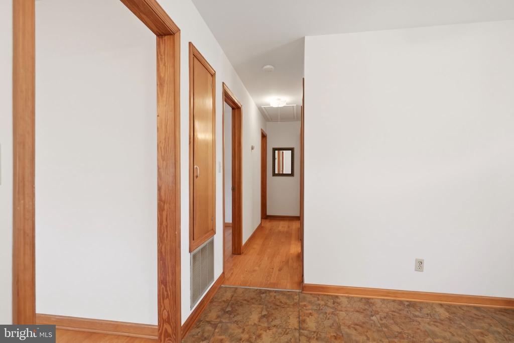 9467 EVERONA RD, UNIONVILLE, Virginia 22567, 3 Bedrooms Bedrooms, ,1 BathroomBathrooms,Residential,9467 EVERONA RD,VAOR2014358 MLS # VAOR2014358 9467 EVERONA RD, UNIONVILLE, Virginia 22567, 3 Bedrooms Bedrooms, ,1 BathroomBathrooms,Residential,9467 EVERONA RD,VAOR2014358 MLS # VAOR2014358