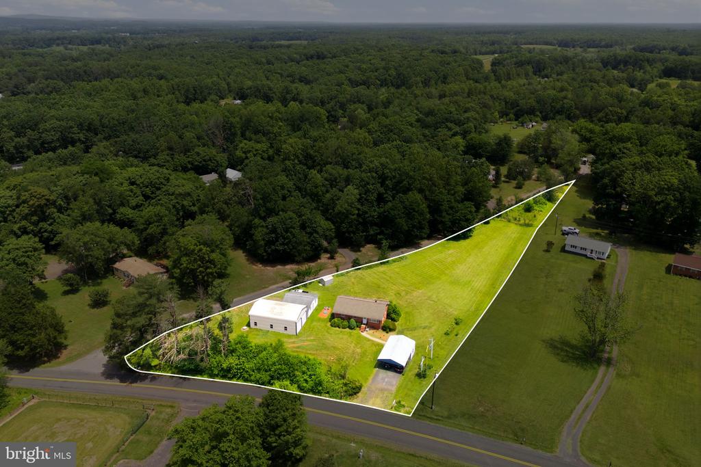 9467 EVERONA RD, UNIONVILLE, Virginia 22567, 3 Bedrooms Bedrooms, ,1 BathroomBathrooms,Residential,9467 EVERONA RD,VAOR2014358 MLS # VAOR2014358 9467 EVERONA RD, UNIONVILLE, Virginia 22567, 3 Bedrooms Bedrooms, ,1 BathroomBathrooms,Residential,9467 EVERONA RD,VAOR2014358 MLS # VAOR2014358