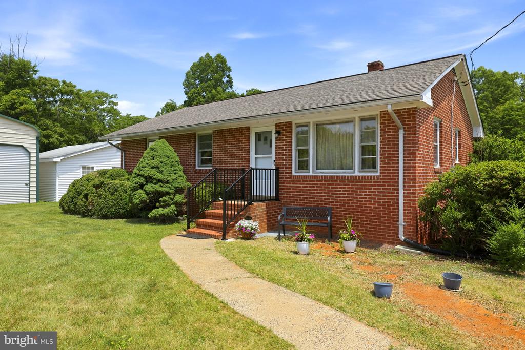 9467 EVERONA RD, UNIONVILLE, Virginia 22567, 3 Bedrooms Bedrooms, ,1 BathroomBathrooms,Residential,9467 EVERONA RD,VAOR2014358 MLS # VAOR2014358 9467 EVERONA RD, UNIONVILLE, Virginia 22567, 3 Bedrooms Bedrooms, ,1 BathroomBathrooms,Residential,9467 EVERONA RD,VAOR2014358 MLS # VAOR2014358