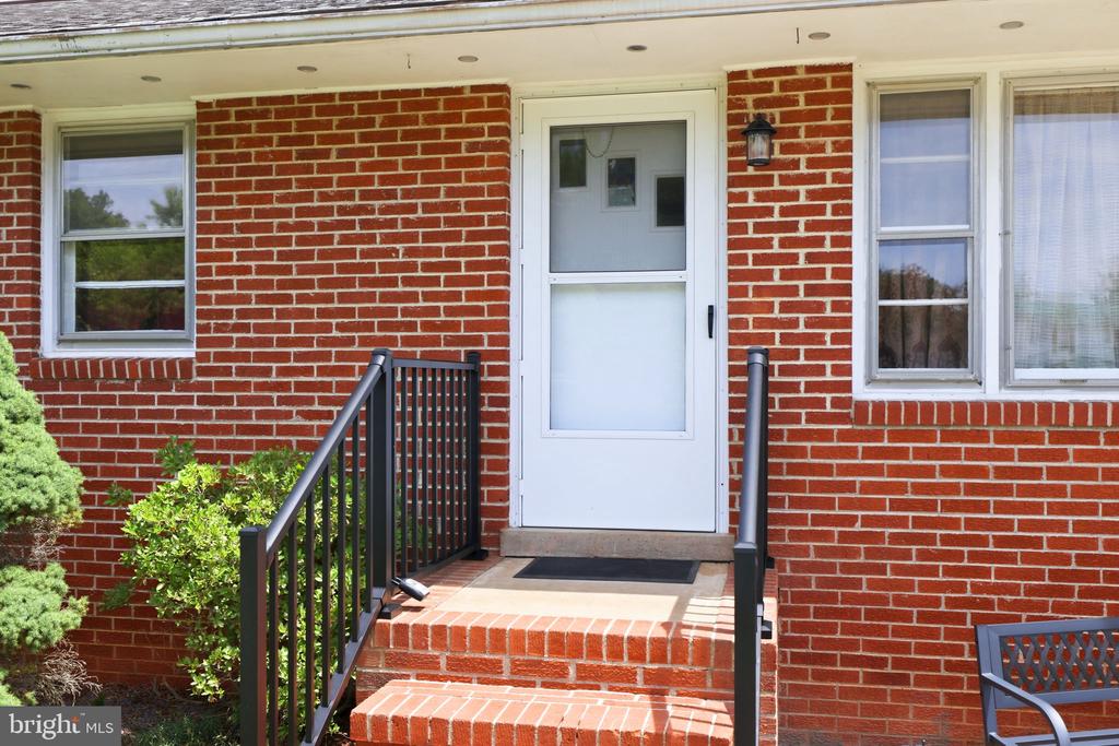 9467 EVERONA RD, UNIONVILLE, Virginia 22567, 3 Bedrooms Bedrooms, ,1 BathroomBathrooms,Residential,9467 EVERONA RD,VAOR2014358 MLS # VAOR2014358 9467 EVERONA RD, UNIONVILLE, Virginia 22567, 3 Bedrooms Bedrooms, ,1 BathroomBathrooms,Residential,9467 EVERONA RD,VAOR2014358 MLS # VAOR2014358