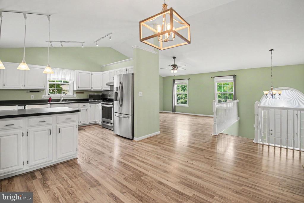 11700 WOODLAND VIEW DR, FREDERICKSBURG, Virginia 22407, 4 Bedrooms Bedrooms, ,2 BathroomsBathrooms,Residential,11700 WOODLAND VIEW DR,VASP2042682 MLS # VASP2042682