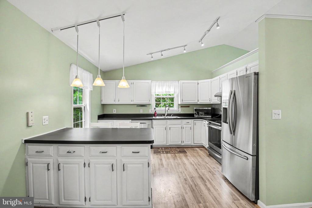 11700 WOODLAND VIEW DR, FREDERICKSBURG, Virginia 22407, 4 Bedrooms Bedrooms, ,2 BathroomsBathrooms,Residential,11700 WOODLAND VIEW DR,VASP2042682 MLS # VASP2042682
