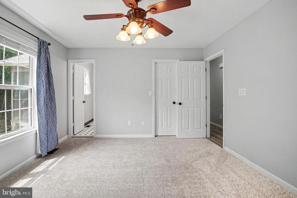 11700 WOODLAND VIEW DR, FREDERICKSBURG, Virginia 22407, 4 Bedrooms Bedrooms, ,2 BathroomsBathrooms,Residential,11700 WOODLAND VIEW DR,VASP2042682 MLS # VASP2042682