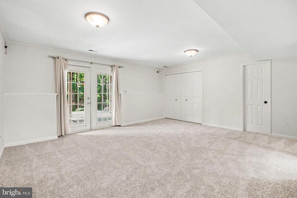 11700 WOODLAND VIEW DR, FREDERICKSBURG, Virginia 22407, 4 Bedrooms Bedrooms, ,2 BathroomsBathrooms,Residential,11700 WOODLAND VIEW DR,VASP2042682 MLS # VASP2042682