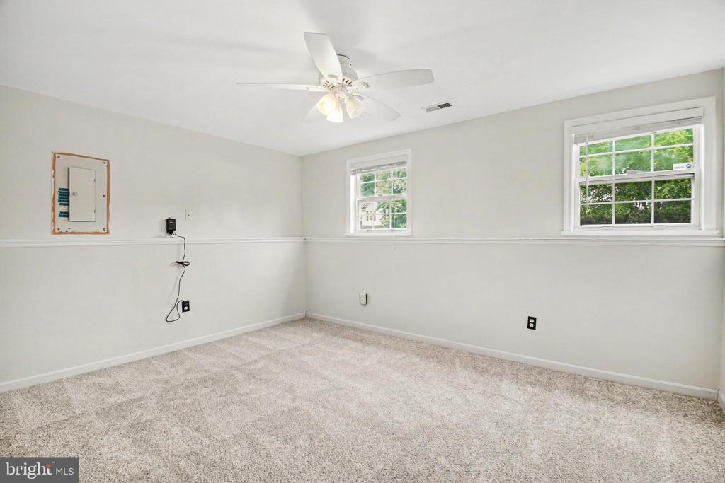 11700 WOODLAND VIEW DR, FREDERICKSBURG, Virginia 22407, 4 Bedrooms Bedrooms, ,2 BathroomsBathrooms,Residential,11700 WOODLAND VIEW DR,VASP2042682 MLS # VASP2042682