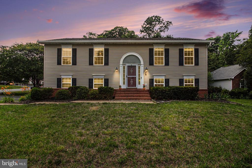 11700 WOODLAND VIEW DR, FREDERICKSBURG, Virginia 22407, 4 Bedrooms Bedrooms, ,2 BathroomsBathrooms,Residential,11700 WOODLAND VIEW DR,VASP2042682 MLS # VASP2042682