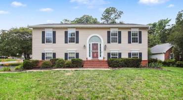 11700 WOODLAND VIEW DR, FREDERICKSBURG, Virginia 22407, 4 Bedrooms Bedrooms, ,2 BathroomsBathrooms,Residential,11700 WOODLAND VIEW DR,VASP2042682 MLS # VASP2042682