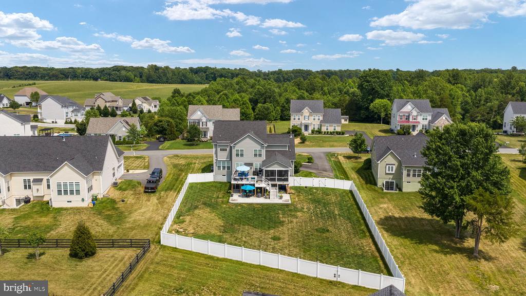 8626 WHITE FOX CIR, SPOTSYLVANIA, Virginia 22553, 4 Bedrooms Bedrooms, ,3 BathroomsBathrooms,Residential,8626 WHITE FOX CIR,VASP2042912 MLS # VASP2042912