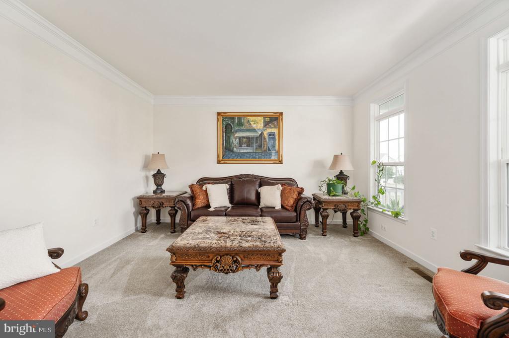 8626 WHITE FOX CIR, SPOTSYLVANIA, Virginia 22553, 4 Bedrooms Bedrooms, ,3 BathroomsBathrooms,Residential,8626 WHITE FOX CIR,VASP2042912 MLS # VASP2042912