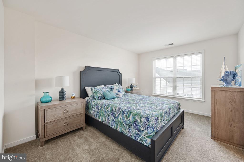 8626 WHITE FOX CIR, SPOTSYLVANIA, Virginia 22553, 4 Bedrooms Bedrooms, ,3 BathroomsBathrooms,Residential,8626 WHITE FOX CIR,VASP2042912 MLS # VASP2042912