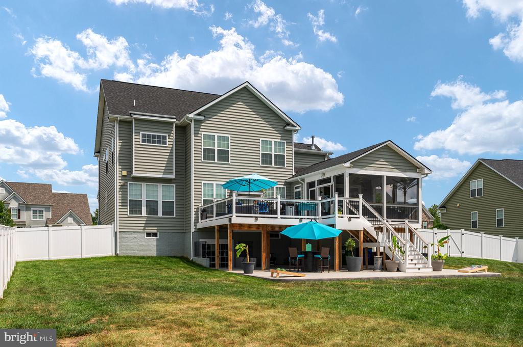 8626 WHITE FOX CIR, SPOTSYLVANIA, Virginia 22553, 4 Bedrooms Bedrooms, ,3 BathroomsBathrooms,Residential,8626 WHITE FOX CIR,VASP2042912 MLS # VASP2042912