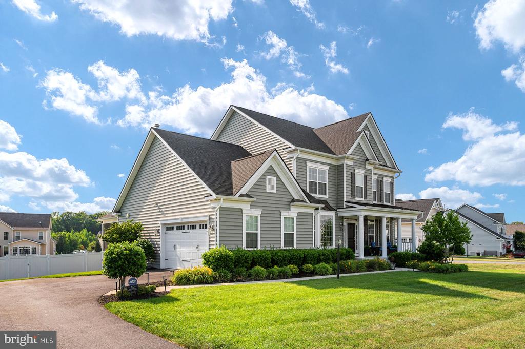 8626 WHITE FOX CIR, SPOTSYLVANIA, Virginia 22553, 4 Bedrooms Bedrooms, ,3 BathroomsBathrooms,Residential,8626 WHITE FOX CIR,VASP2042912 MLS # VASP2042912