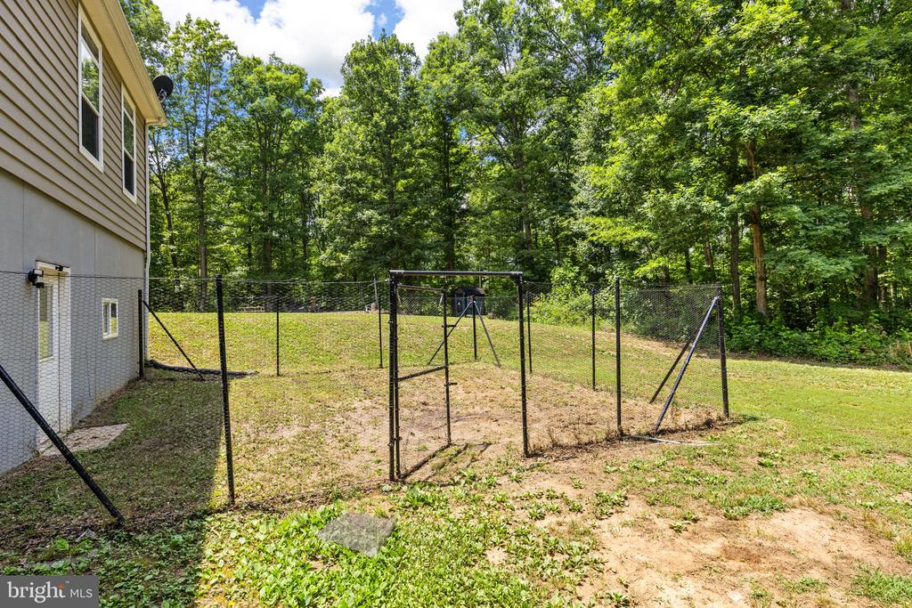 1271 APPLE GROVE RD, MINERAL, Virginia 23117, 5 Bedrooms Bedrooms, ,3 BathroomsBathrooms,Residential,1271 APPLE GROVE RD,VALA2010080 MLS # VALA2010080 1271 APPLE GROVE RD, MINERAL, Virginia 23117, 5 Bedrooms Bedrooms, ,3 BathroomsBathrooms,Residential,1271 APPLE GROVE RD,VALA2010080 MLS # VALA2010080