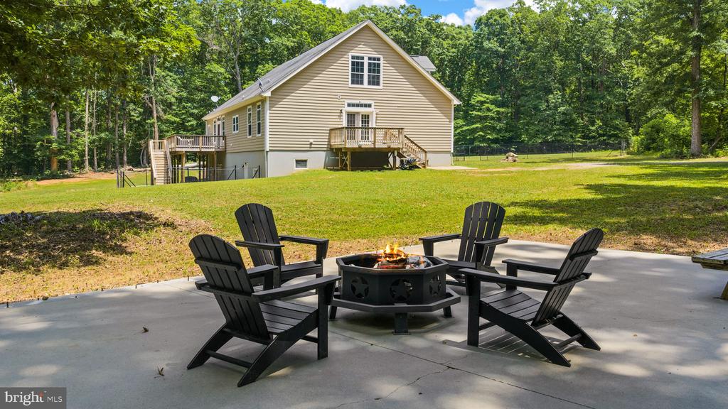 1271 APPLE GROVE RD, MINERAL, Virginia 23117, 5 Bedrooms Bedrooms, ,3 BathroomsBathrooms,Residential,1271 APPLE GROVE RD,VALA2010080 MLS # VALA2010080 1271 APPLE GROVE RD, MINERAL, Virginia 23117, 5 Bedrooms Bedrooms, ,3 BathroomsBathrooms,Residential,1271 APPLE GROVE RD,VALA2010080 MLS # VALA2010080