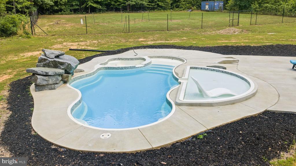 1271 APPLE GROVE RD, MINERAL, Virginia 23117, 5 Bedrooms Bedrooms, ,3 BathroomsBathrooms,Residential,1271 APPLE GROVE RD,VALA2010080 MLS # VALA2010080 1271 APPLE GROVE RD, MINERAL, Virginia 23117, 5 Bedrooms Bedrooms, ,3 BathroomsBathrooms,Residential,1271 APPLE GROVE RD,VALA2010080 MLS # VALA2010080
