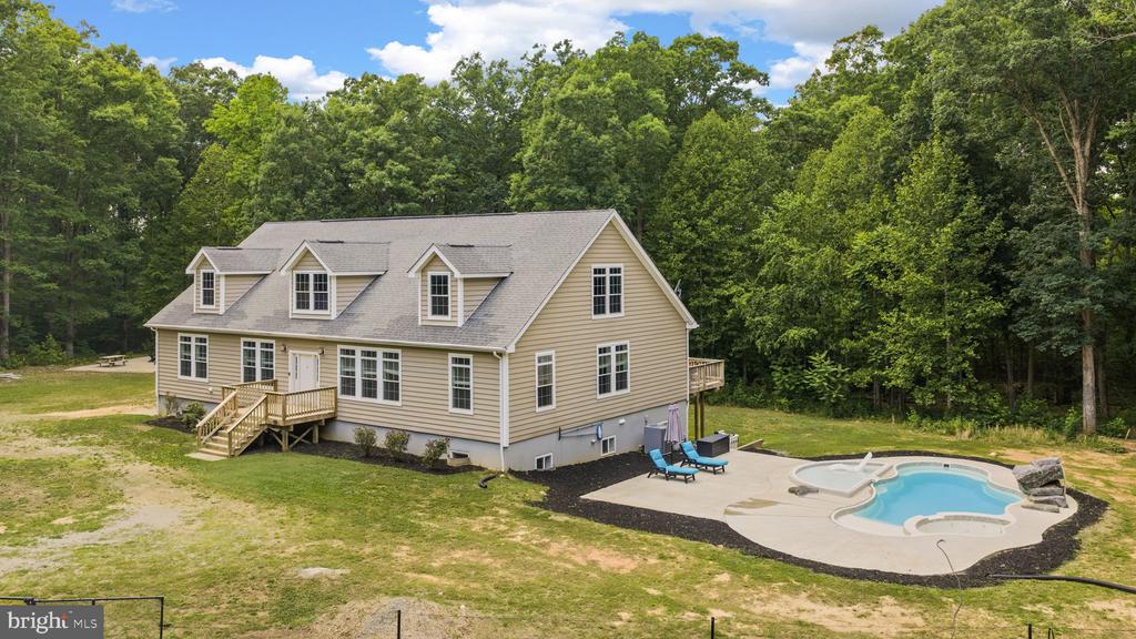1271 APPLE GROVE RD, MINERAL, Virginia 23117, 5 Bedrooms Bedrooms, ,3 BathroomsBathrooms,Residential,1271 APPLE GROVE RD,VALA2010080 MLS # VALA2010080 1271 APPLE GROVE RD, MINERAL, Virginia 23117, 5 Bedrooms Bedrooms, ,3 BathroomsBathrooms,Residential,1271 APPLE GROVE RD,VALA2010080 MLS # VALA2010080