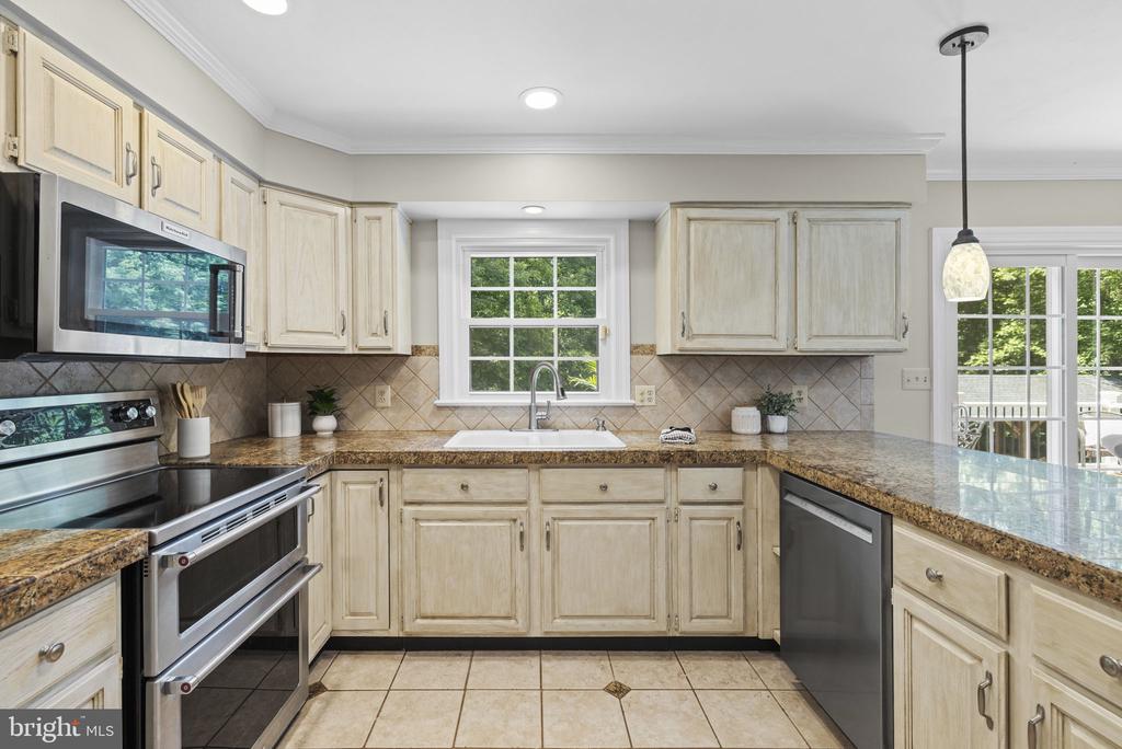 5032 CANTER LANE, WARRENTON, Virginia 20187, 4 Bedrooms Bedrooms, ,2 BathroomsBathrooms,Residential,5032 CANTER LANE,VAFQ2022446 MLS # VAFQ2022446 5032 CANTER LANE, WARRENTON, Virginia 20187, 4 Bedrooms Bedrooms, ,2 BathroomsBathrooms,Residential,5032 CANTER LANE,VAFQ2022446 MLS # VAFQ2022446