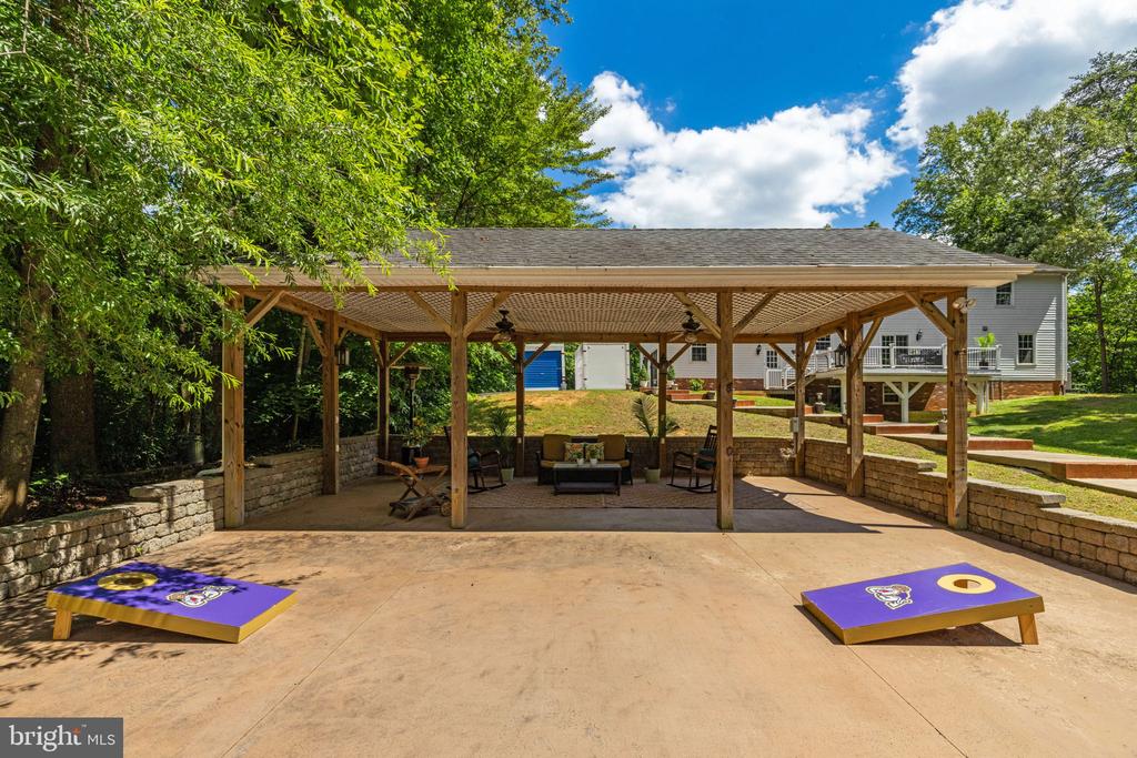 5032 CANTER LANE, WARRENTON, Virginia 20187, 4 Bedrooms Bedrooms, ,2 BathroomsBathrooms,Residential,5032 CANTER LANE,VAFQ2022446 MLS # VAFQ2022446 5032 CANTER LANE, WARRENTON, Virginia 20187, 4 Bedrooms Bedrooms, ,2 BathroomsBathrooms,Residential,5032 CANTER LANE,VAFQ2022446 MLS # VAFQ2022446