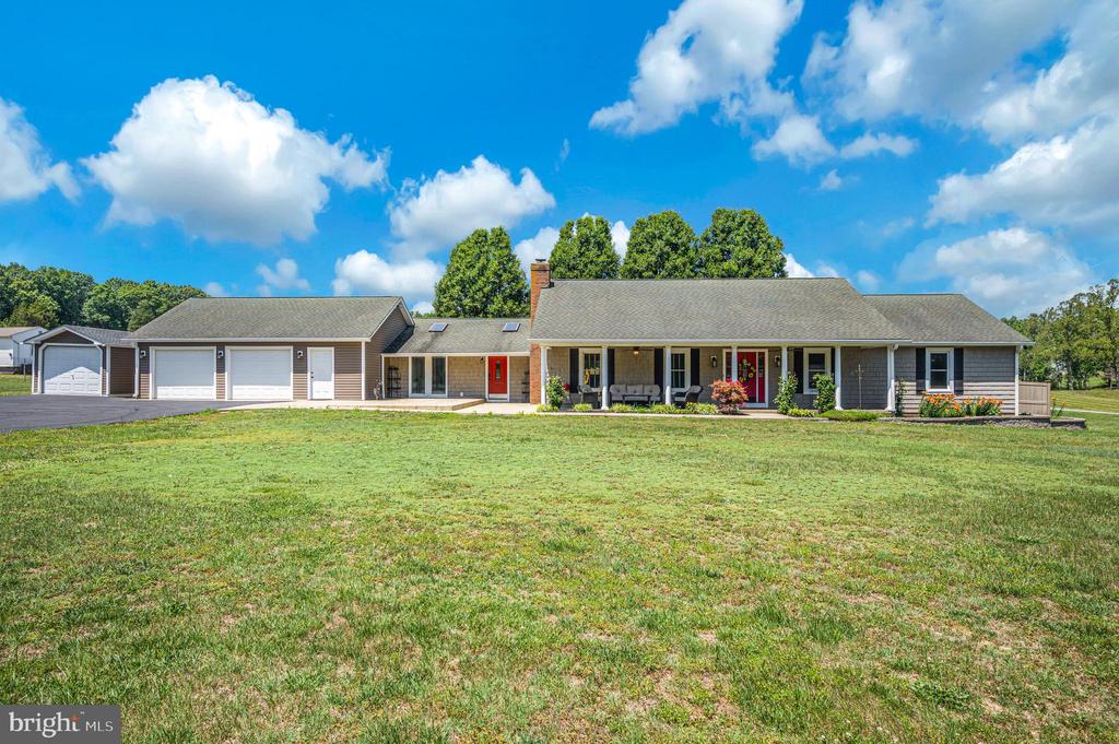 7544 PATRIOT HWY, SPOTSYLVANIA, Virginia 22551, 3 Bedrooms Bedrooms, ,2 BathroomsBathrooms,Residential,7544 PATRIOT HWY,VASP2042868 MLS # VASP2042868