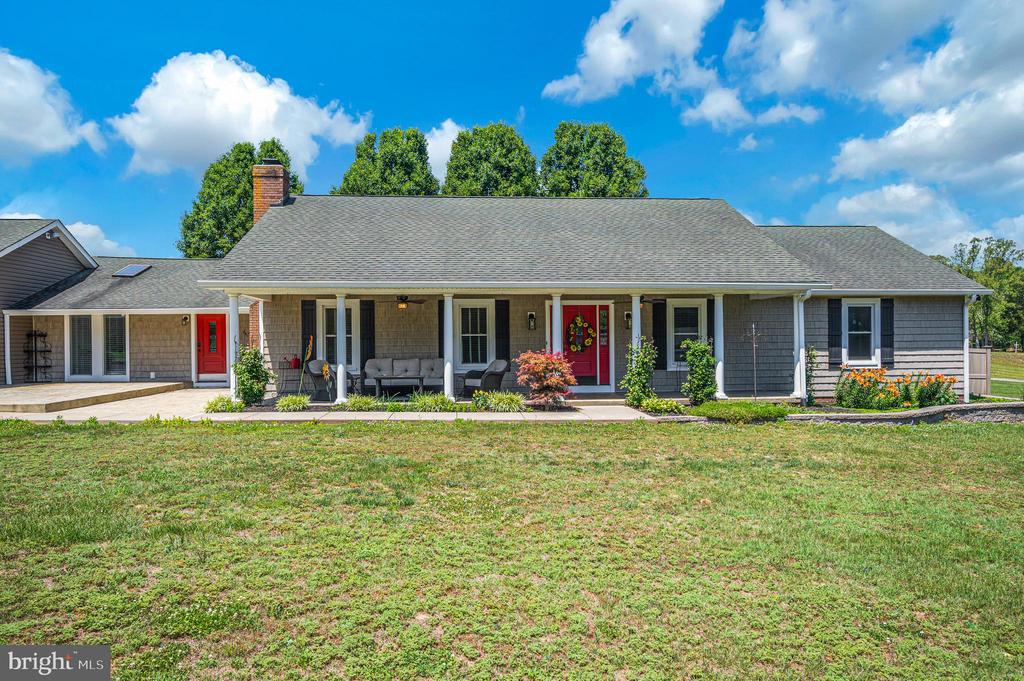 7544 PATRIOT HWY, SPOTSYLVANIA, Virginia 22551, 3 Bedrooms Bedrooms, ,2 BathroomsBathrooms,Residential,7544 PATRIOT HWY,VASP2042868 MLS # VASP2042868