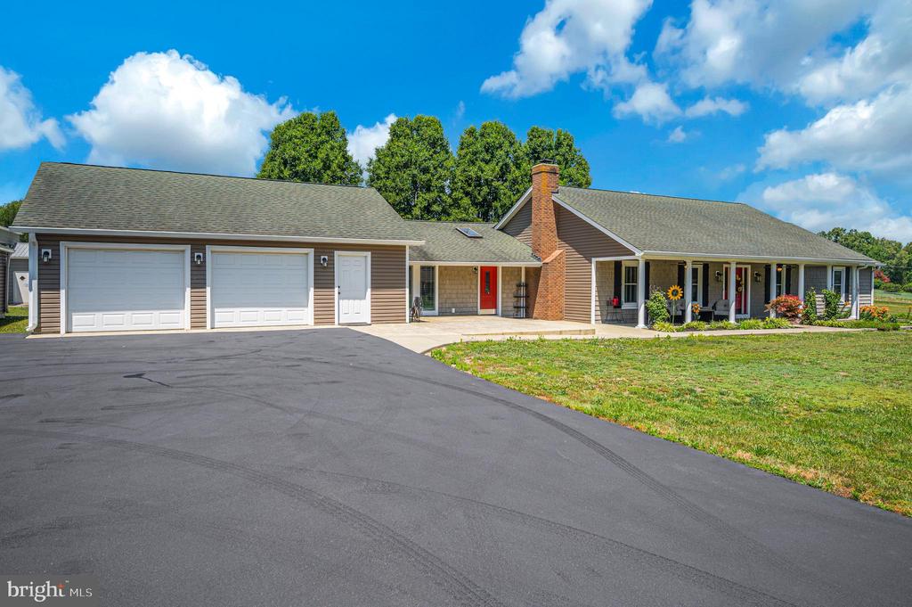 7544 PATRIOT HWY, SPOTSYLVANIA, Virginia 22551, 3 Bedrooms Bedrooms, ,2 BathroomsBathrooms,Residential,7544 PATRIOT HWY,VASP2042868 MLS # VASP2042868