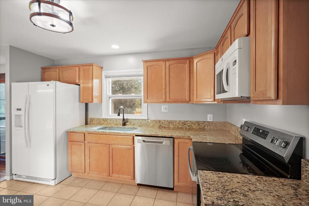 8056 GREENWICH RD, CATLETT, Virginia 20119, 3 Bedrooms Bedrooms, ,2 BathroomsBathrooms,Residential,8056 GREENWICH RD,VAFQ2022642 MLS # VAFQ2022642 8056 GREENWICH RD, CATLETT, Virginia 20119, 3 Bedrooms Bedrooms, ,2 BathroomsBathrooms,Residential,8056 GREENWICH RD,VAFQ2022642 MLS # VAFQ2022642