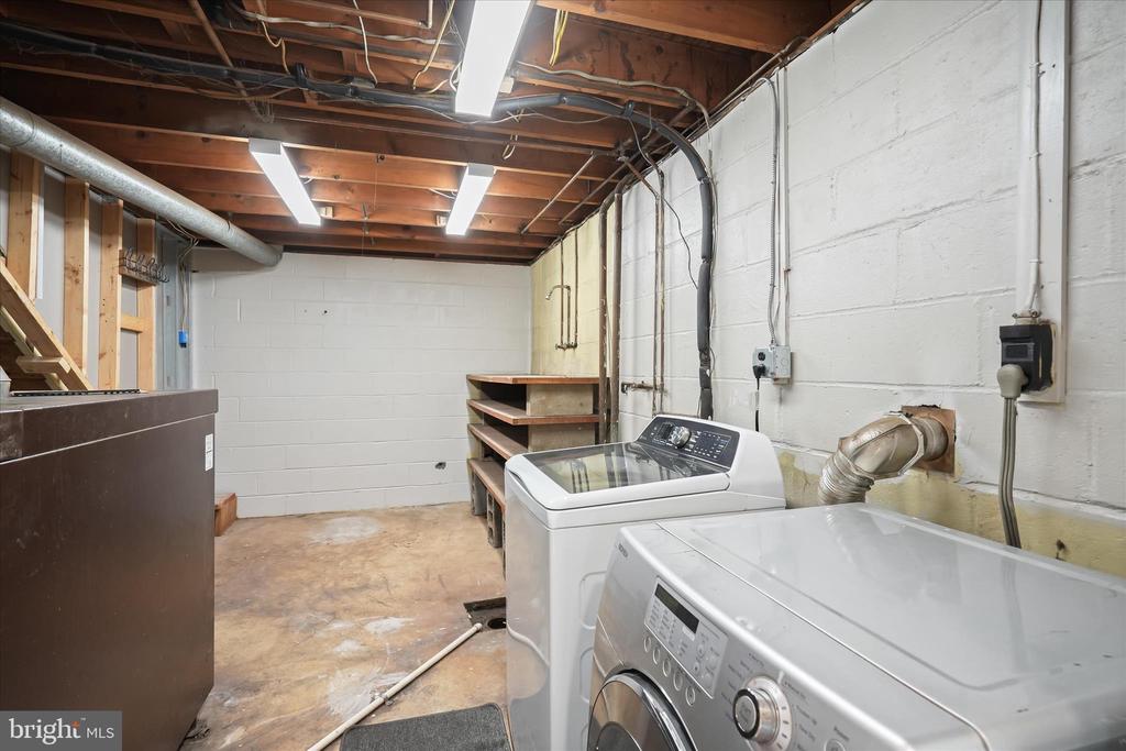 8056 GREENWICH RD, CATLETT, Virginia 20119, 3 Bedrooms Bedrooms, ,2 BathroomsBathrooms,Residential,8056 GREENWICH RD,VAFQ2022642 MLS # VAFQ2022642 8056 GREENWICH RD, CATLETT, Virginia 20119, 3 Bedrooms Bedrooms, ,2 BathroomsBathrooms,Residential,8056 GREENWICH RD,VAFQ2022642 MLS # VAFQ2022642