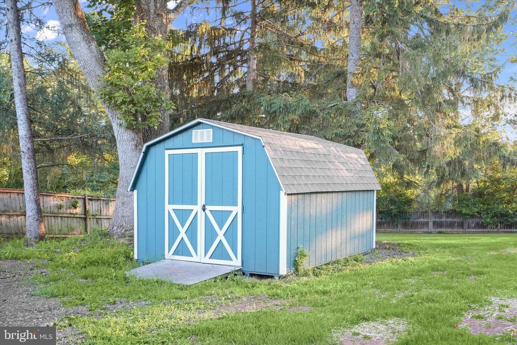 8056 GREENWICH RD, CATLETT, Virginia 20119, 3 Bedrooms Bedrooms, ,2 BathroomsBathrooms,Residential,8056 GREENWICH RD,VAFQ2022642 MLS # VAFQ2022642 8056 GREENWICH RD, CATLETT, Virginia 20119, 3 Bedrooms Bedrooms, ,2 BathroomsBathrooms,Residential,8056 GREENWICH RD,VAFQ2022642 MLS # VAFQ2022642