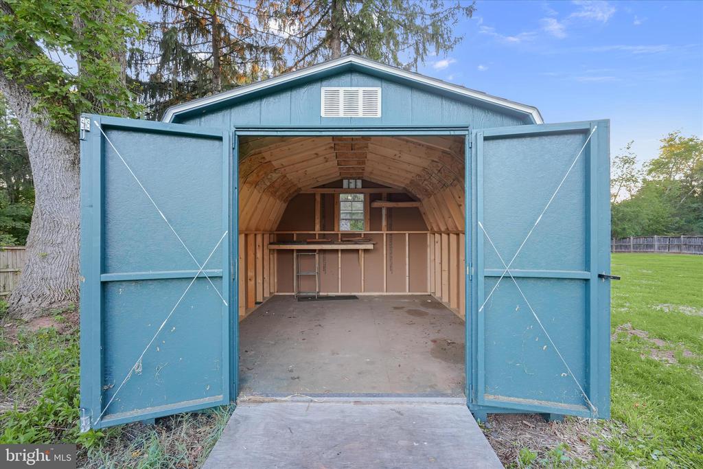 8056 GREENWICH RD, CATLETT, Virginia 20119, 3 Bedrooms Bedrooms, ,2 BathroomsBathrooms,Residential,8056 GREENWICH RD,VAFQ2022642 MLS # VAFQ2022642 8056 GREENWICH RD, CATLETT, Virginia 20119, 3 Bedrooms Bedrooms, ,2 BathroomsBathrooms,Residential,8056 GREENWICH RD,VAFQ2022642 MLS # VAFQ2022642