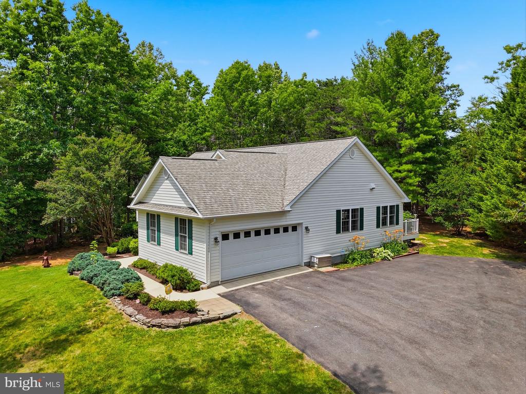 9133 ANCHOR RD, CULPEPER, Virginia 22701, 3 Bedrooms Bedrooms, ,3 BathroomsBathrooms,Residential,9133 ANCHOR RD,VACU2013918 MLS # VACU2013918 9133 ANCHOR RD, CULPEPER, Virginia 22701, 3 Bedrooms Bedrooms, ,3 BathroomsBathrooms,Residential,9133 ANCHOR RD,VACU2013918 MLS # VACU2013918