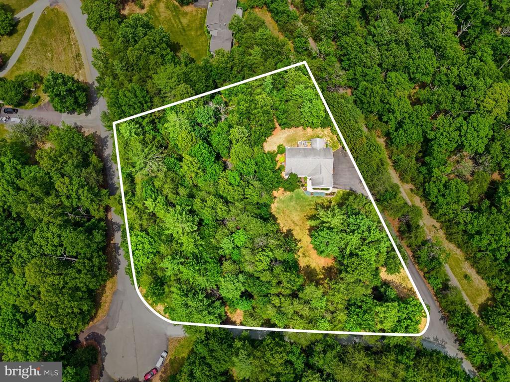 9133 ANCHOR RD, CULPEPER, Virginia 22701, 3 Bedrooms Bedrooms, ,3 BathroomsBathrooms,Residential,9133 ANCHOR RD,VACU2013918 MLS # VACU2013918 9133 ANCHOR RD, CULPEPER, Virginia 22701, 3 Bedrooms Bedrooms, ,3 BathroomsBathrooms,Residential,9133 ANCHOR RD,VACU2013918 MLS # VACU2013918