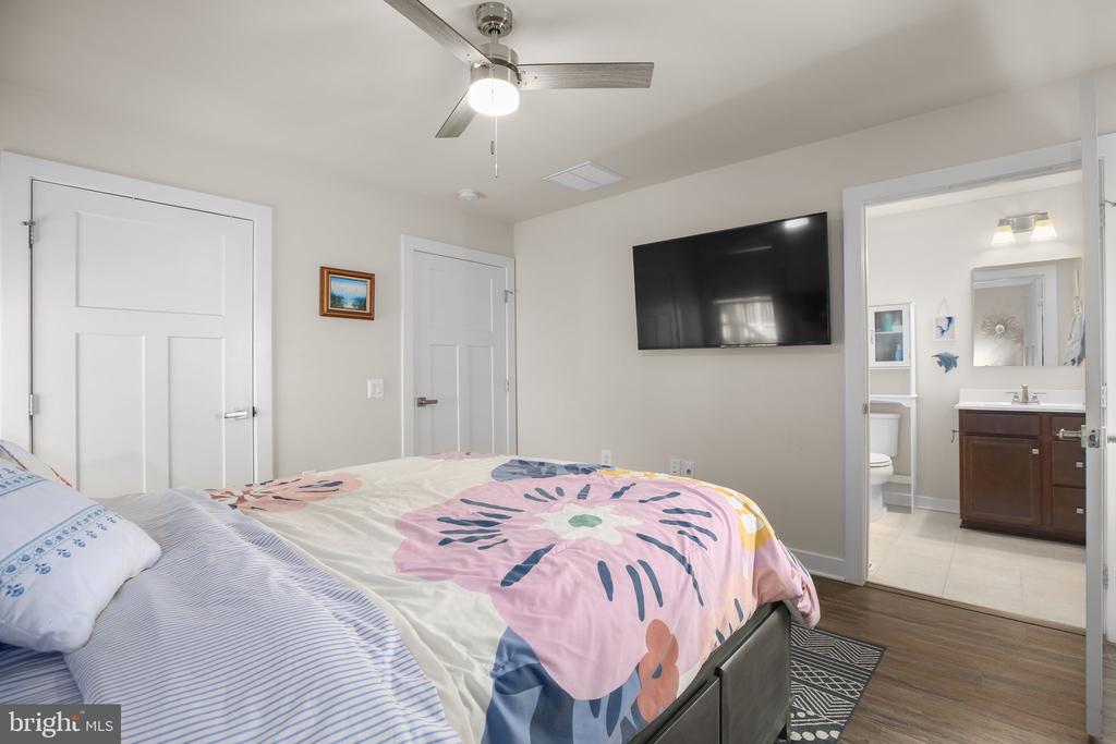 7401 BRENTFORD TER, FREDERICKSBURG, Virginia 22407, 3 Bedrooms Bedrooms, ,3 BathroomsBathrooms,Residential,7401 BRENTFORD TER,VASP2041896 MLS # VASP2041896