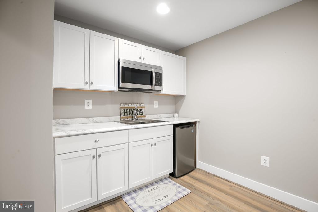 7401 BRENTFORD TER, FREDERICKSBURG, Virginia 22407, 3 Bedrooms Bedrooms, ,3 BathroomsBathrooms,Residential,7401 BRENTFORD TER,VASP2041896 MLS # VASP2041896