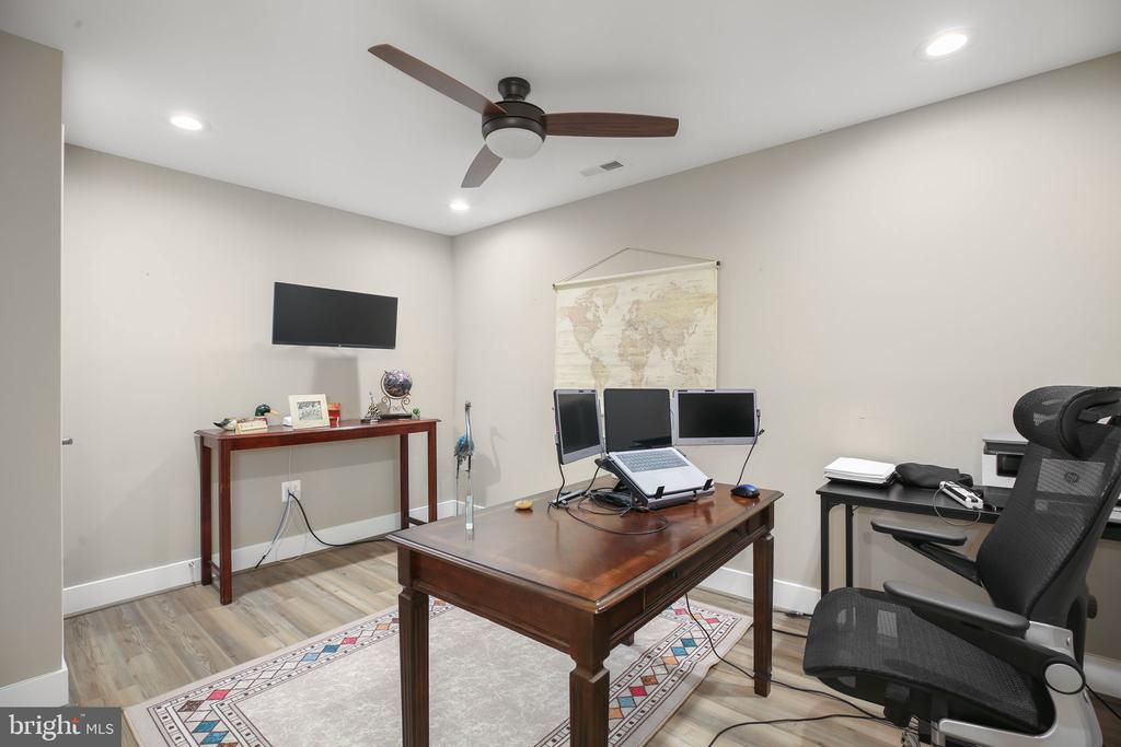 7401 BRENTFORD TER, FREDERICKSBURG, Virginia 22407, 3 Bedrooms Bedrooms, ,3 BathroomsBathrooms,Residential,7401 BRENTFORD TER,VASP2041896 MLS # VASP2041896
