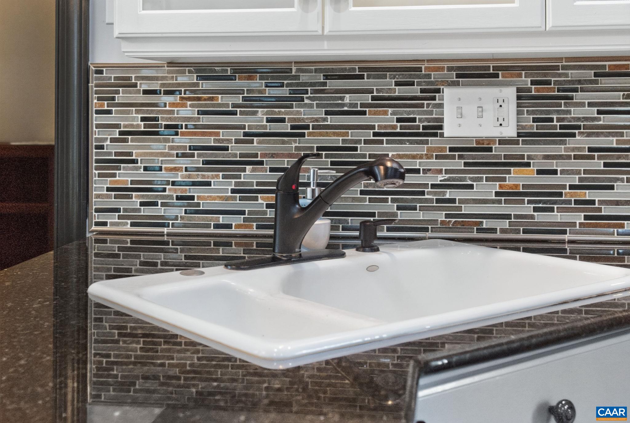 56 PONDEROSA LN, PALMYRA, Virginia 22963, 3 Bedrooms Bedrooms, ,3 BathroomsBathrooms,Residential,56 PONDEROSA LN,678122 MLS # 678122 56 PONDEROSA LN, PALMYRA, Virginia 22963, 3 Bedrooms Bedrooms, ,3 BathroomsBathrooms,Residential,56 PONDEROSA LN,678122 MLS # 678122