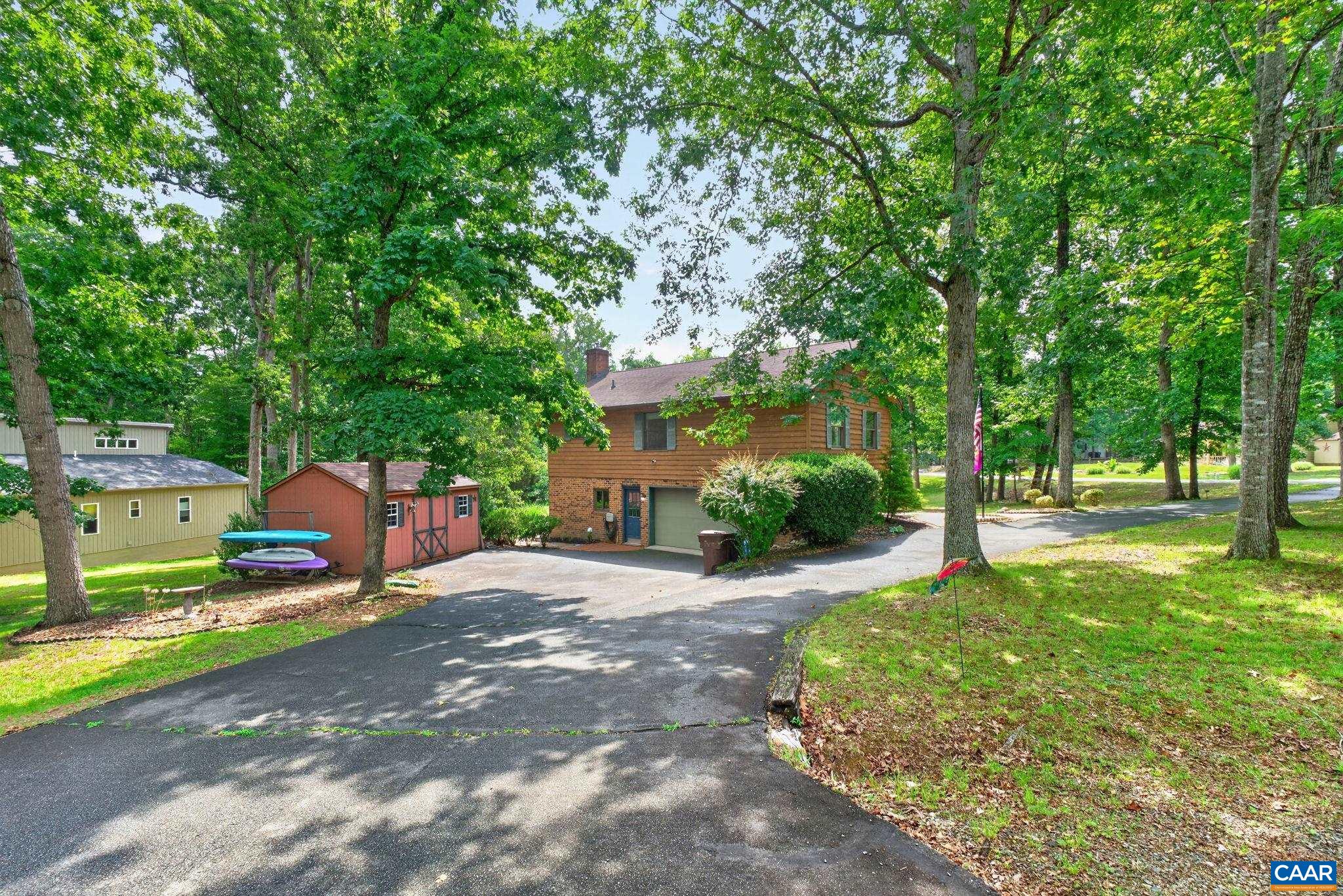 7 MULLIGAN DR, PALMYRA, Virginia 22963, 4 Bedrooms Bedrooms, ,3 BathroomsBathrooms,Residential,7 MULLIGAN DR,678337 MLS # 678337 7 MULLIGAN DR, PALMYRA, Virginia 22963, 4 Bedrooms Bedrooms, ,3 BathroomsBathrooms,Residential,7 MULLIGAN DR,678337 MLS # 678337