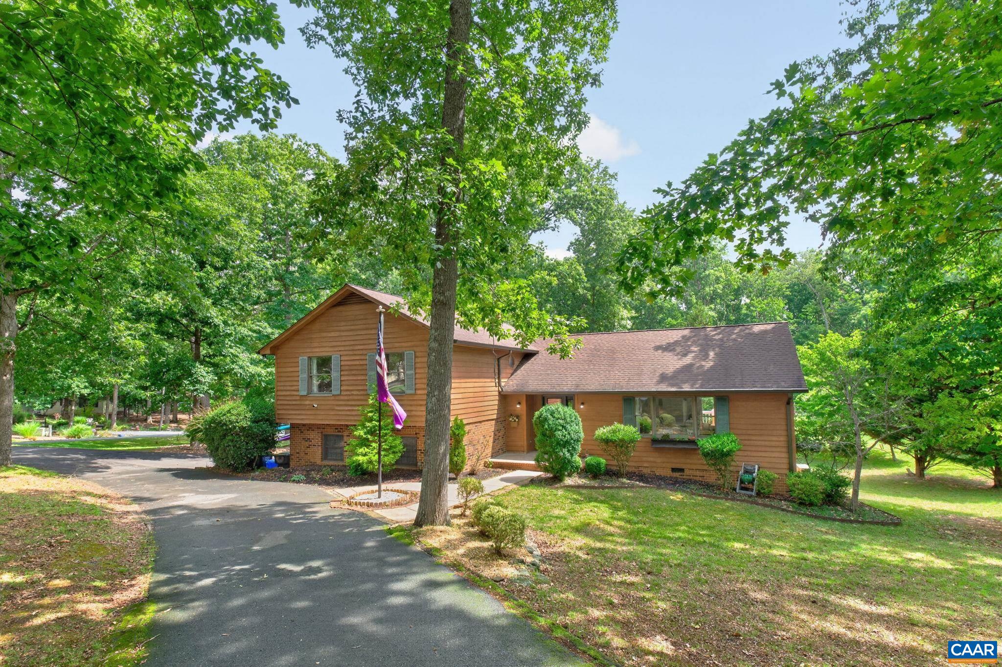 7 MULLIGAN DR, PALMYRA, Virginia 22963, 4 Bedrooms Bedrooms, ,3 BathroomsBathrooms,Residential,7 MULLIGAN DR,678337 MLS # 678337 7 MULLIGAN DR, PALMYRA, Virginia 22963, 4 Bedrooms Bedrooms, ,3 BathroomsBathrooms,Residential,7 MULLIGAN DR,678337 MLS # 678337