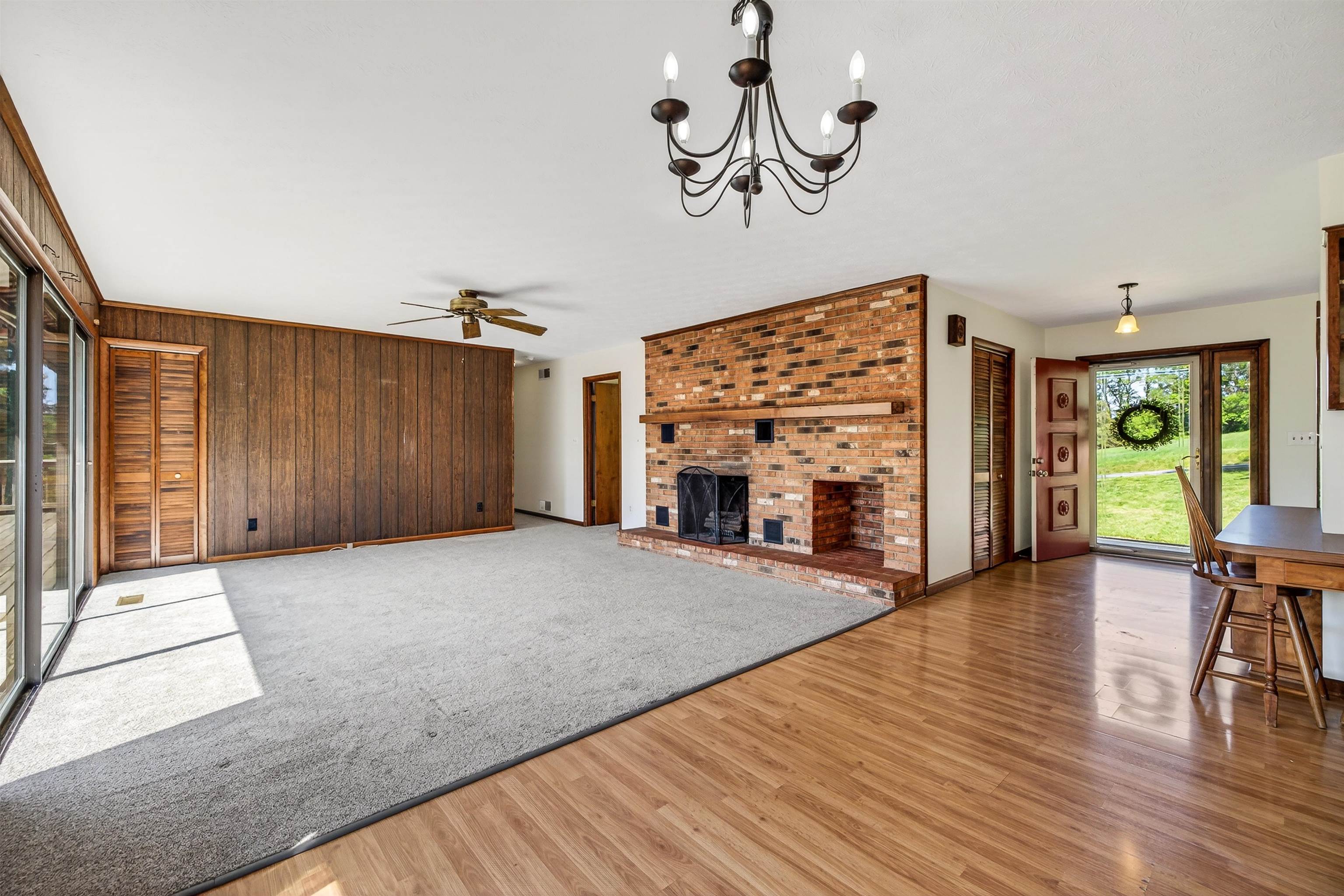9510 SHENANDOAH DR, NEW MARKET, Virginia 22844, 5 Bedrooms Bedrooms, ,3 BathroomsBathrooms,Residential,9510 SHENANDOAH DR,678342 MLS # 678342 9510 SHENANDOAH DR, NEW MARKET, Virginia 22844, 5 Bedrooms Bedrooms, ,3 BathroomsBathrooms,Residential,9510 SHENANDOAH DR,678342 MLS # 678342
