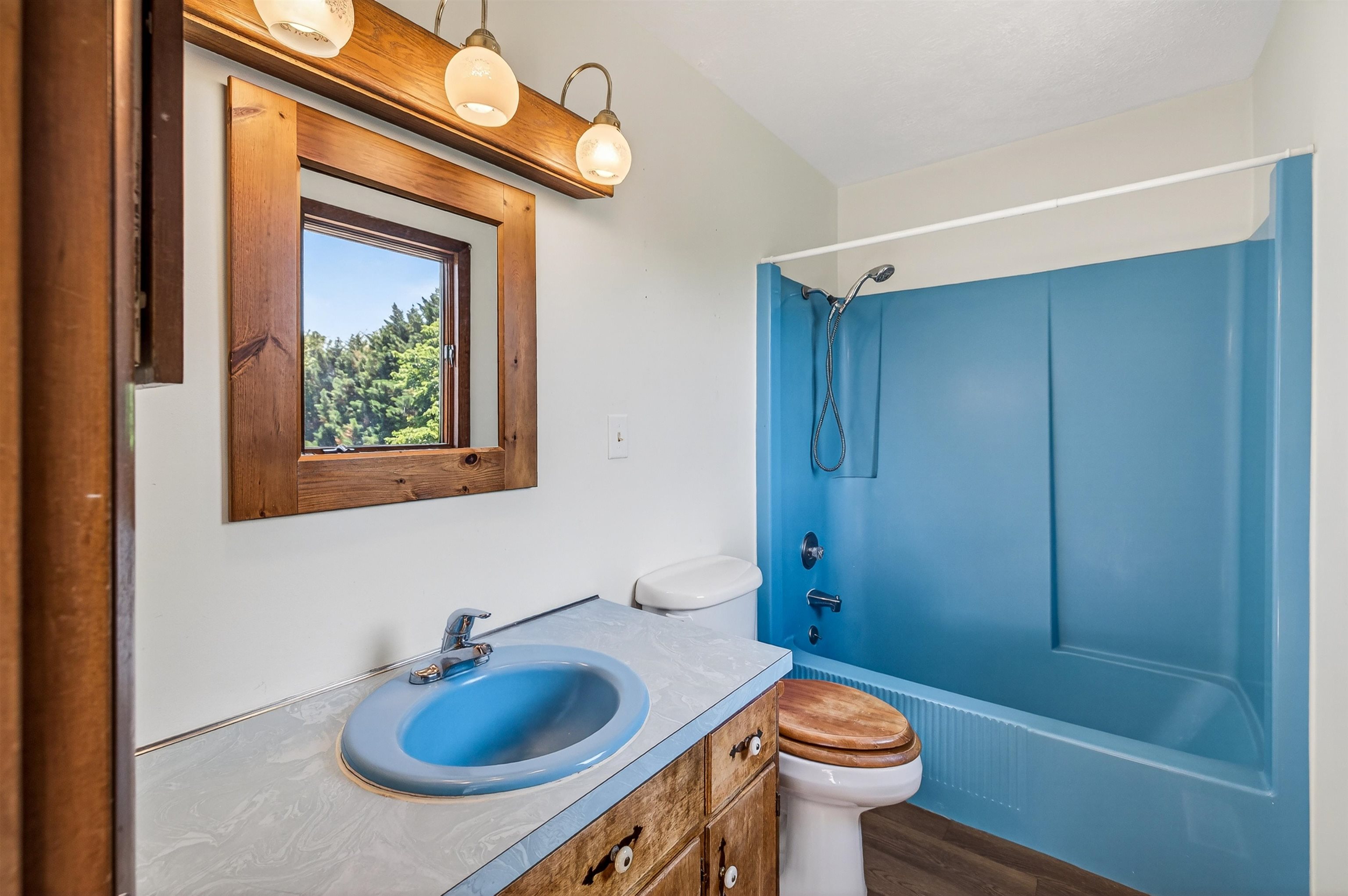 9510 SHENANDOAH DR, NEW MARKET, Virginia 22844, 5 Bedrooms Bedrooms, ,3 BathroomsBathrooms,Residential,9510 SHENANDOAH DR,678342 MLS # 678342 9510 SHENANDOAH DR, NEW MARKET, Virginia 22844, 5 Bedrooms Bedrooms, ,3 BathroomsBathrooms,Residential,9510 SHENANDOAH DR,678342 MLS # 678342