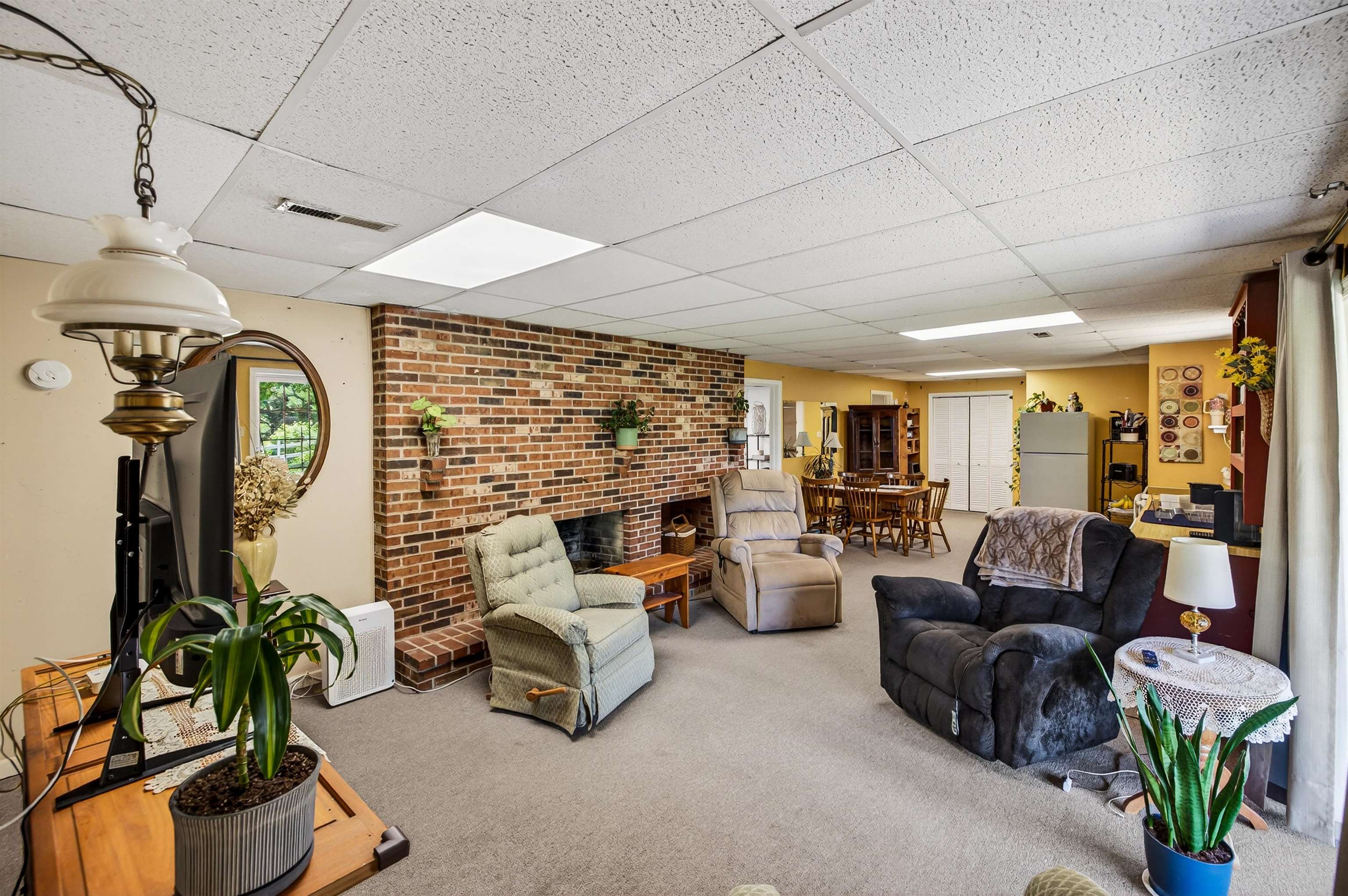 9510 SHENANDOAH DR, NEW MARKET, Virginia 22844, 5 Bedrooms Bedrooms, ,3 BathroomsBathrooms,Residential,9510 SHENANDOAH DR,678342 MLS # 678342 9510 SHENANDOAH DR, NEW MARKET, Virginia 22844, 5 Bedrooms Bedrooms, ,3 BathroomsBathrooms,Residential,9510 SHENANDOAH DR,678342 MLS # 678342