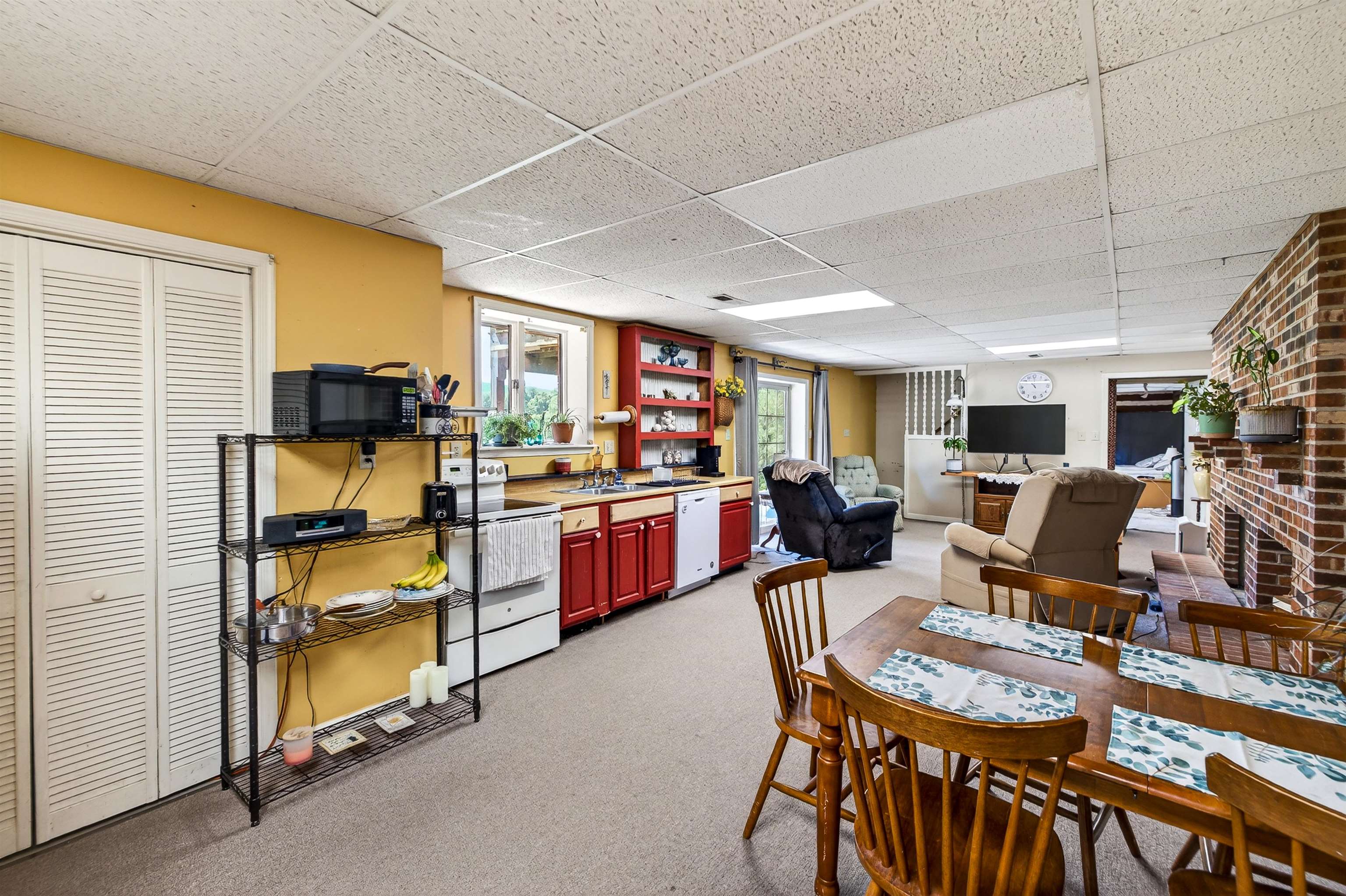 9510 SHENANDOAH DR, NEW MARKET, Virginia 22844, 5 Bedrooms Bedrooms, ,3 BathroomsBathrooms,Residential,9510 SHENANDOAH DR,678342 MLS # 678342 9510 SHENANDOAH DR, NEW MARKET, Virginia 22844, 5 Bedrooms Bedrooms, ,3 BathroomsBathrooms,Residential,9510 SHENANDOAH DR,678342 MLS # 678342