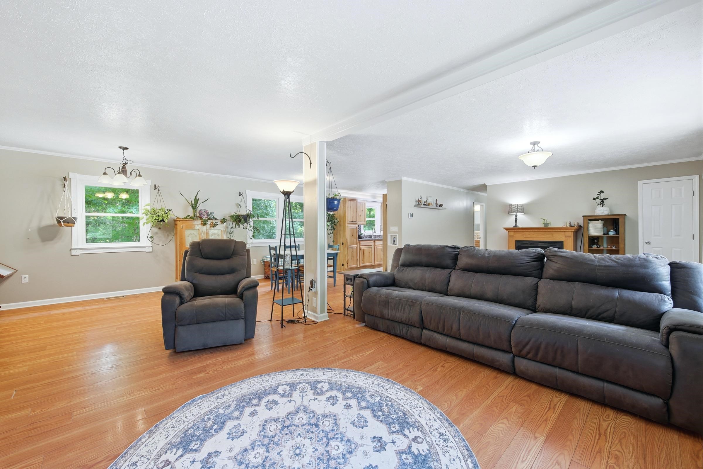 356 WHITE OAK LN, NEW MARKET, Virginia 22844, 3 Bedrooms Bedrooms, ,2 BathroomsBathrooms,Residential,356 WHITE OAK LN,678439 MLS # 678439 356 WHITE OAK LN, NEW MARKET, Virginia 22844, 3 Bedrooms Bedrooms, ,2 BathroomsBathrooms,Residential,356 WHITE OAK LN,678439 MLS # 678439