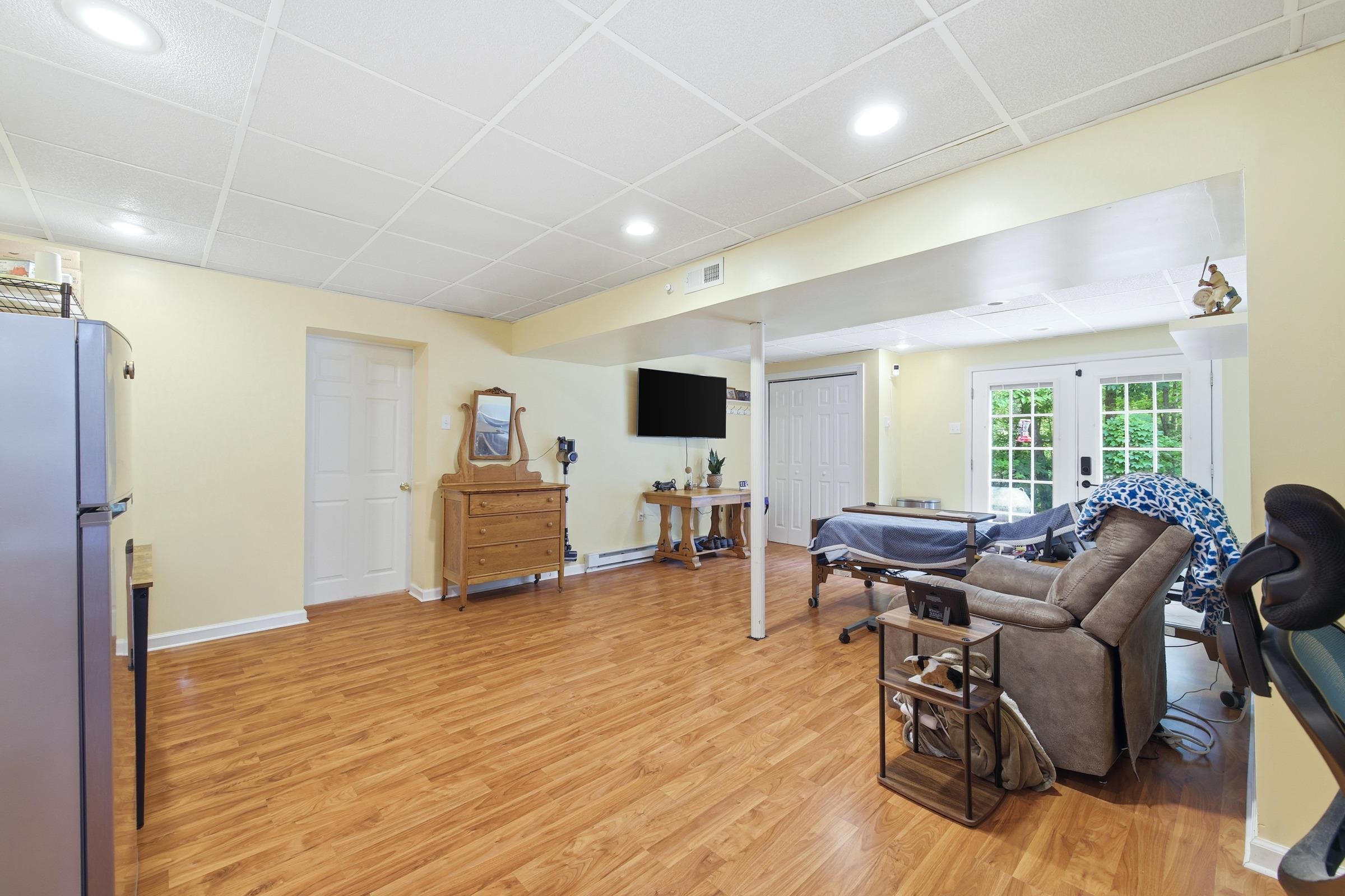 356 WHITE OAK LN, NEW MARKET, Virginia 22844, 3 Bedrooms Bedrooms, ,2 BathroomsBathrooms,Residential,356 WHITE OAK LN,678439 MLS # 678439 356 WHITE OAK LN, NEW MARKET, Virginia 22844, 3 Bedrooms Bedrooms, ,2 BathroomsBathrooms,Residential,356 WHITE OAK LN,678439 MLS # 678439