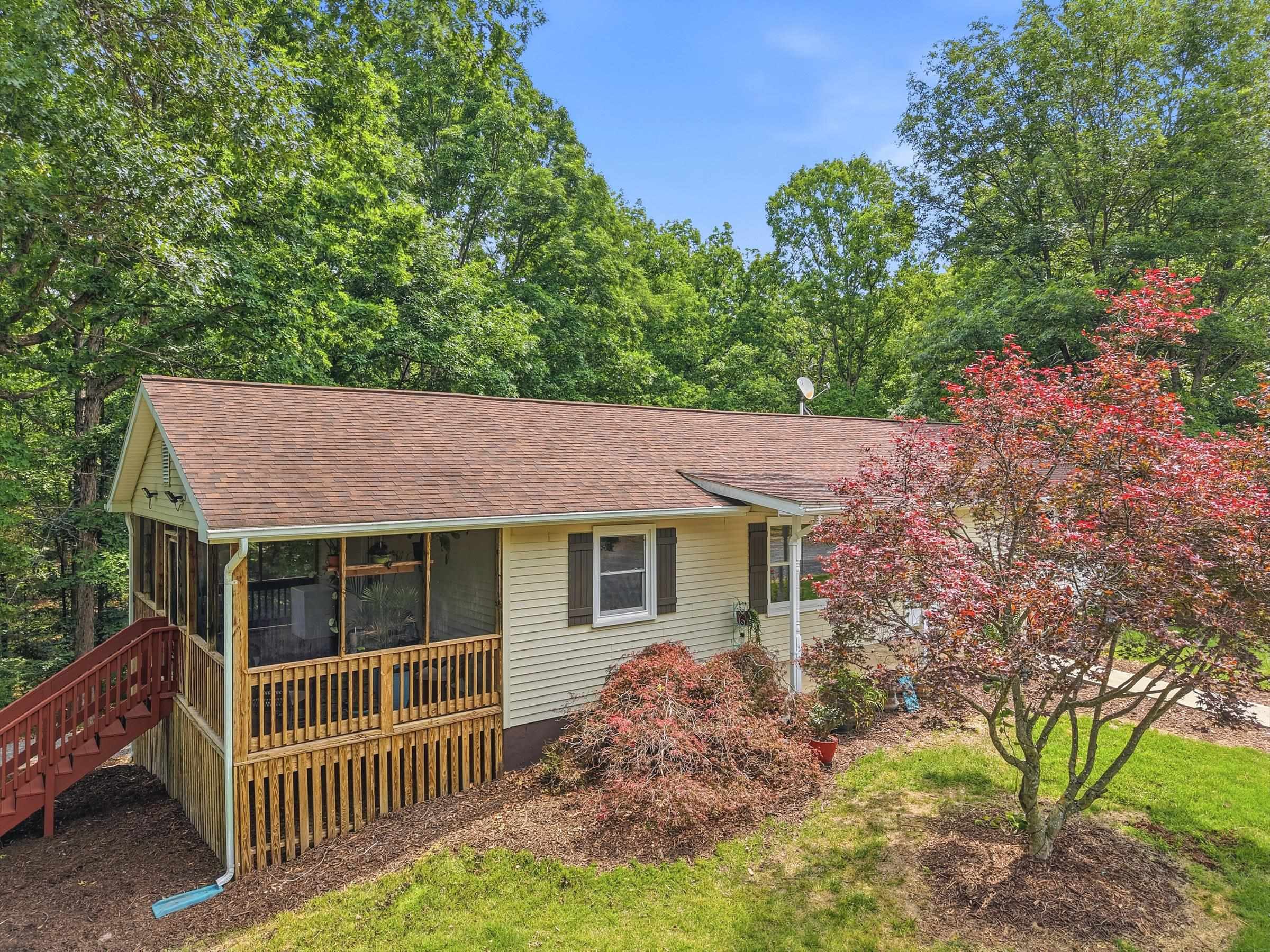 356 WHITE OAK LN, NEW MARKET, Virginia 22844, 3 Bedrooms Bedrooms, ,2 BathroomsBathrooms,Residential,356 WHITE OAK LN,678439 MLS # 678439 356 WHITE OAK LN, NEW MARKET, Virginia 22844, 3 Bedrooms Bedrooms, ,2 BathroomsBathrooms,Residential,356 WHITE OAK LN,678439 MLS # 678439