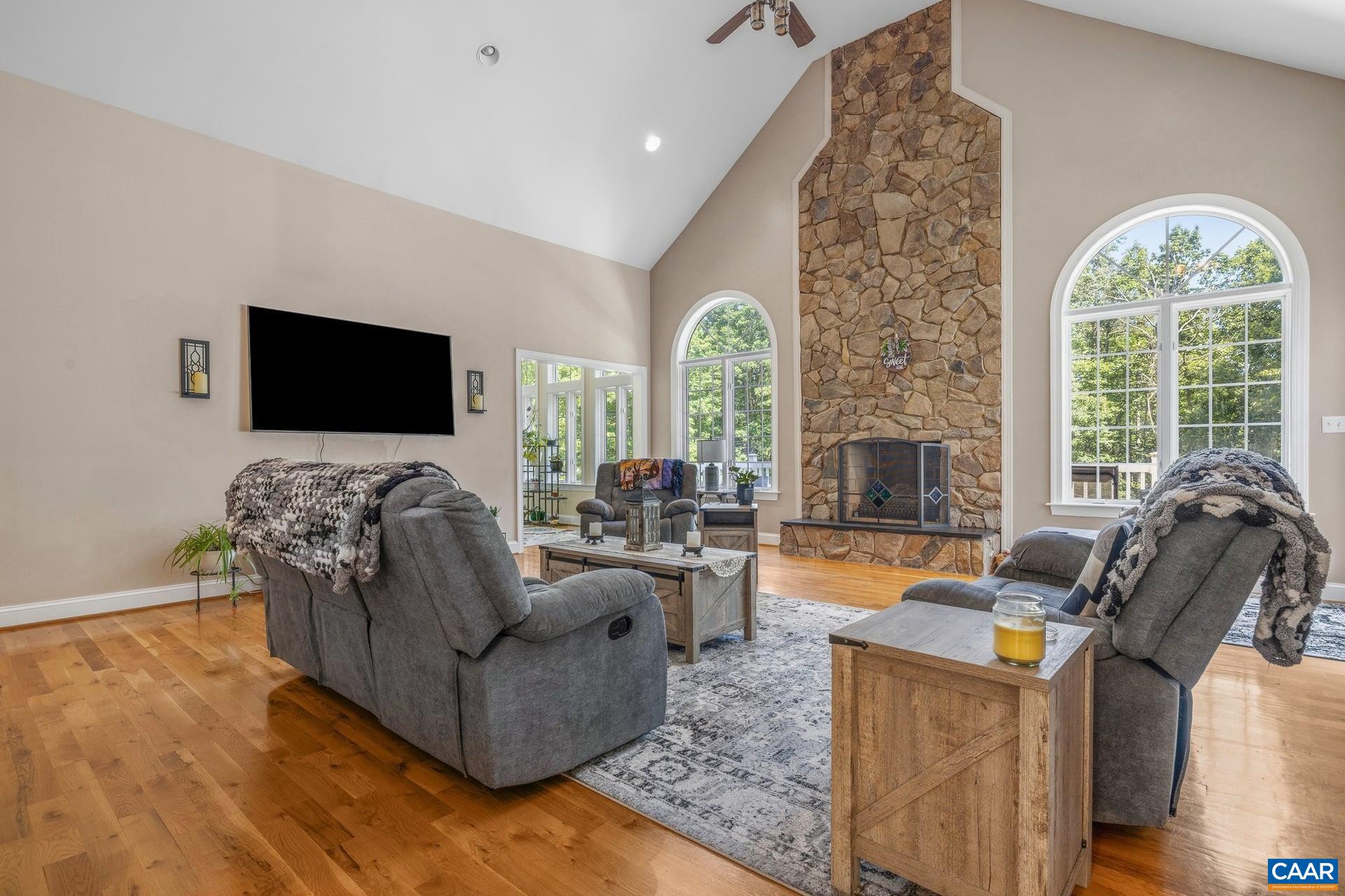 2629 DUCKS LAKE RIDGE RD, SCOTTSVILLE, Virginia 24590, 3 Bedrooms Bedrooms, ,3 BathroomsBathrooms,Residential,2629 DUCKS LAKE RIDGE RD,678496 MLS # 678496 2629 DUCKS LAKE RIDGE RD, SCOTTSVILLE, Virginia 24590, 3 Bedrooms Bedrooms, ,3 BathroomsBathrooms,Residential,2629 DUCKS LAKE RIDGE RD,678496 MLS # 678496