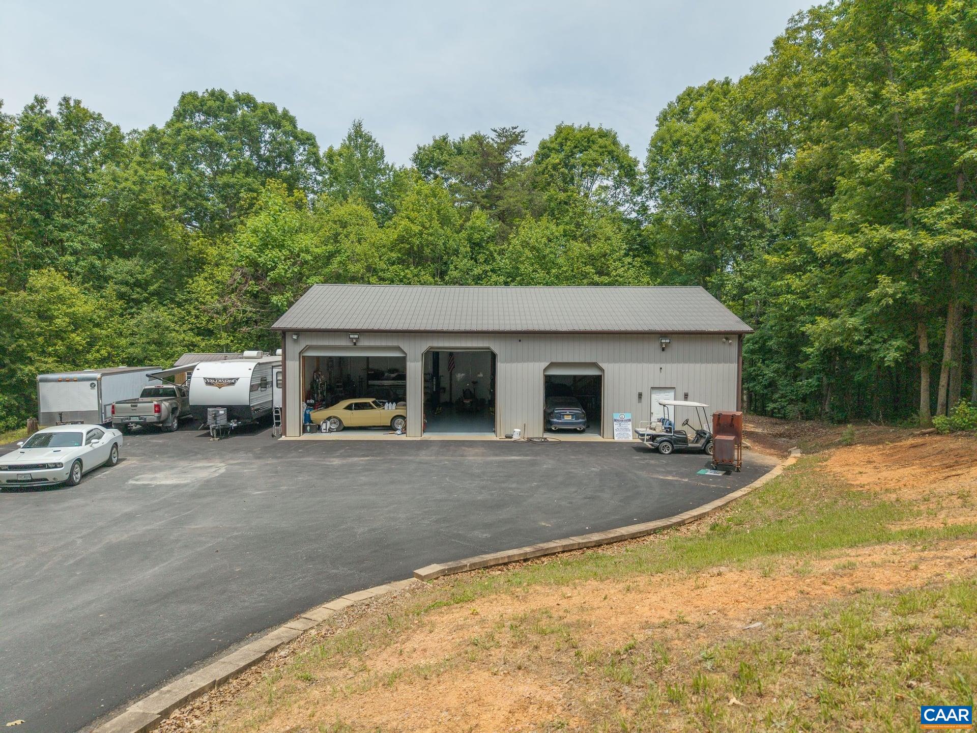 2629 DUCKS LAKE RIDGE RD, SCOTTSVILLE, Virginia 24590, 3 Bedrooms Bedrooms, ,3 BathroomsBathrooms,Residential,2629 DUCKS LAKE RIDGE RD,678496 MLS # 678496 2629 DUCKS LAKE RIDGE RD, SCOTTSVILLE, Virginia 24590, 3 Bedrooms Bedrooms, ,3 BathroomsBathrooms,Residential,2629 DUCKS LAKE RIDGE RD,678496 MLS # 678496