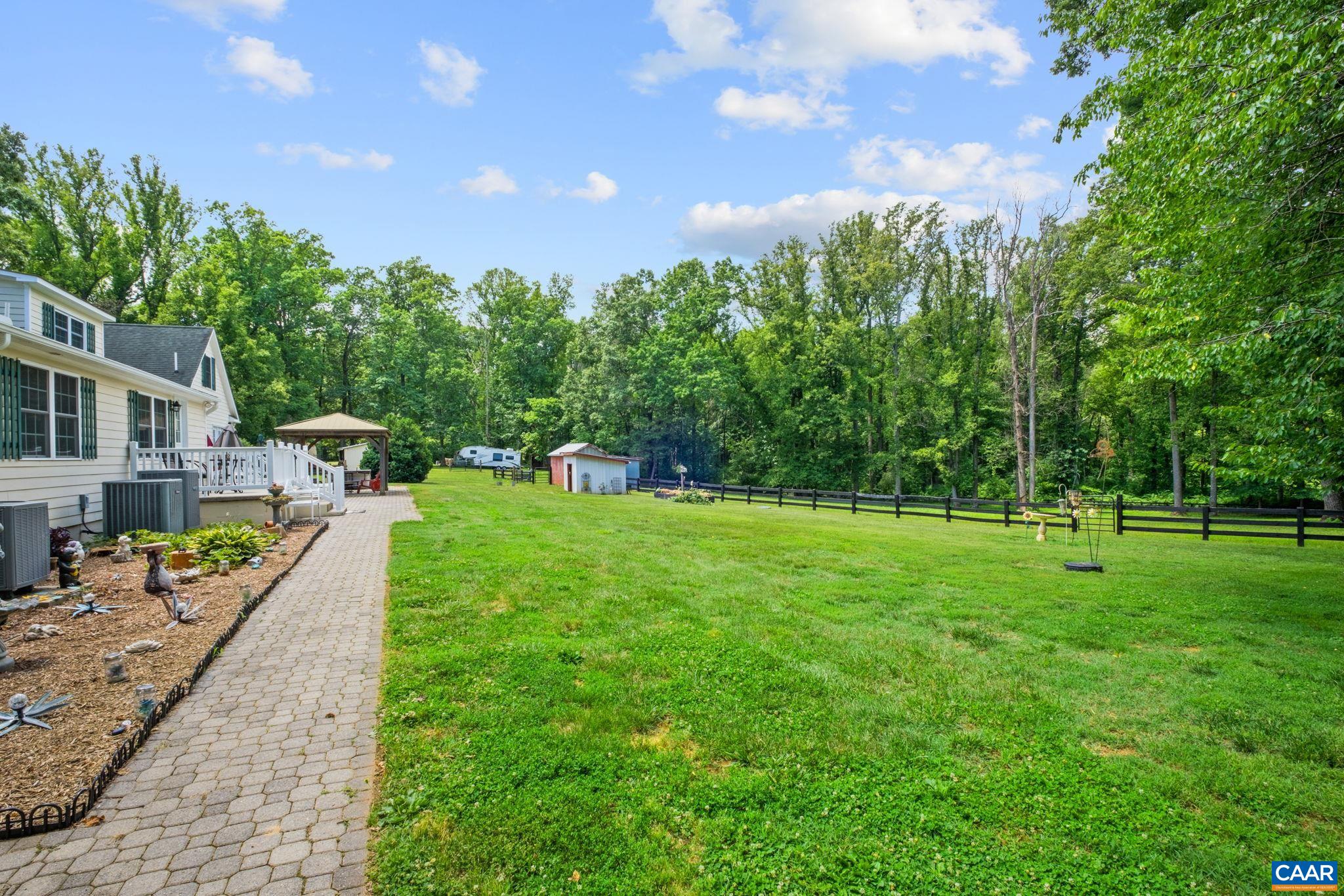 295 FAIRGROUND RD, MADISON, Virginia 22727, 4 Bedrooms Bedrooms, ,3 BathroomsBathrooms,Residential,GAITED KNOLL,295 FAIRGROUND RD,678517 MLS # 678517 295 FAIRGROUND RD, MADISON, Virginia 22727, 4 Bedrooms Bedrooms, ,3 BathroomsBathrooms,Residential,GAITED KNOLL,295 FAIRGROUND RD,678517 MLS # 678517