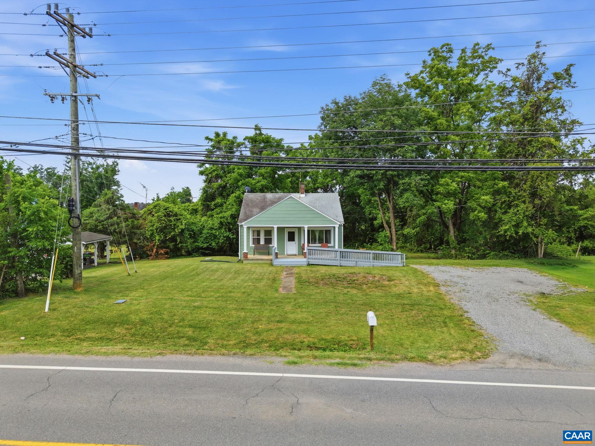 9034 SPOTSWOOD TRL, STANARDSVILLE, Virginia 22973, 2 Bedrooms Bedrooms, ,1 BathroomBathrooms,Residential,Cottage Charm,9034 SPOTSWOOD TRL,678579 MLS # 678579 9034 SPOTSWOOD TRL, STANARDSVILLE, Virginia 22973, 2 Bedrooms Bedrooms, ,1 BathroomBathrooms,Residential,Cottage Charm,9034 SPOTSWOOD TRL,678579 MLS # 678579